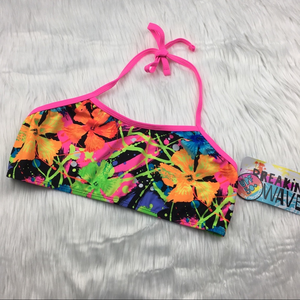 ✨NWT Breaking Waves Floral Halter Bikini Top